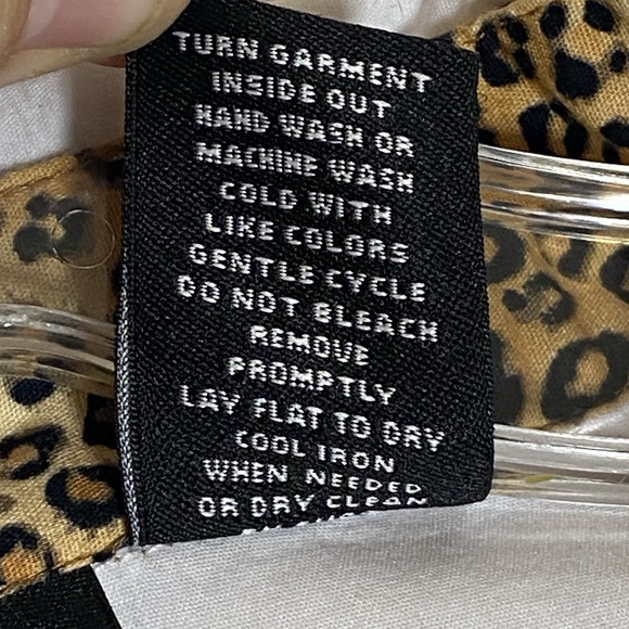 New Direction Top Womens Large White Leopard Trim Button Down Cuff Shirt Classic - Picture 13 of 16